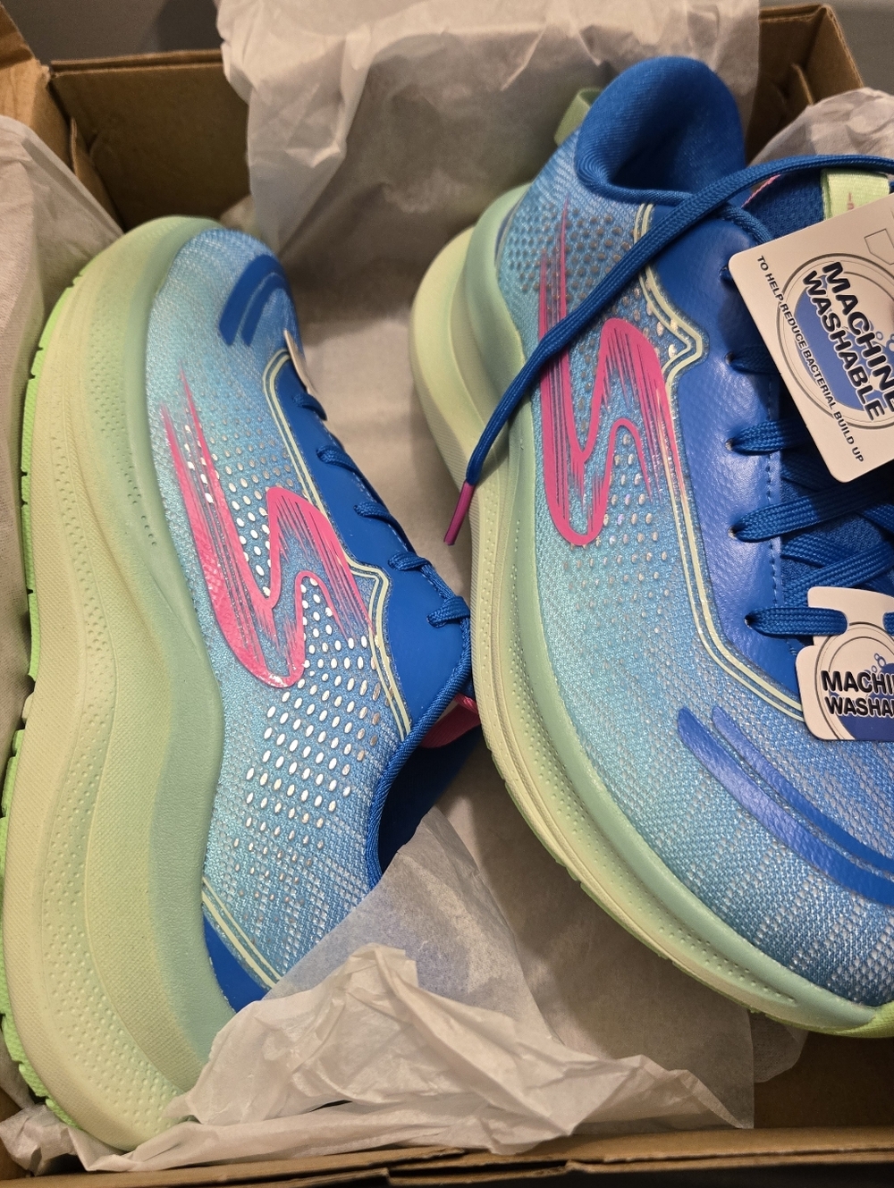 Nwt Kids' Sketchers Max Cushioning Ascend Sneaker Little/Big Kid